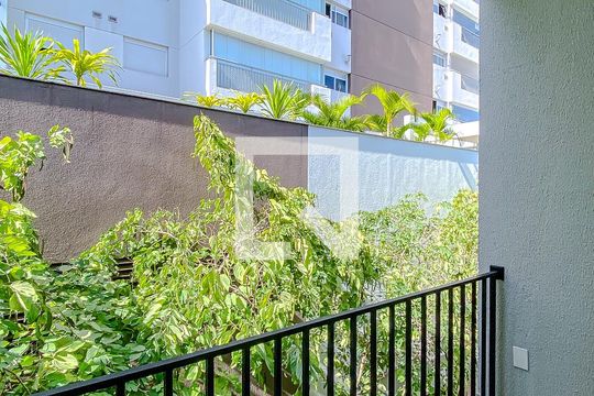 Varanda de kitnet/studio para alugar com 1 quarto, 45m² em Quarta Parada, São Paulo
