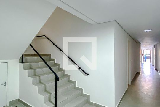 Área comum de kitnet/studio para alugar com 1 quarto, 45m² em Quarta Parada, São Paulo
