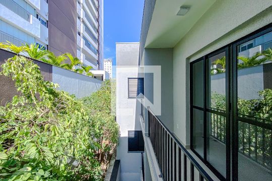 Vista Studio de kitnet/studio para alugar com 1 quarto, 45m² em Quarta Parada, São Paulo
