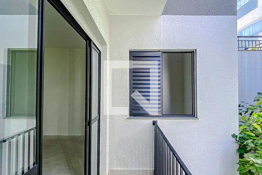 Varanda de kitnet/studio para alugar com 1 quarto, 45m² em Quarta Parada, São Paulo