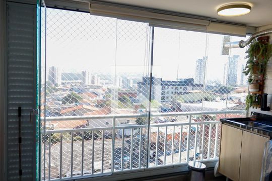 Sacada de apartamento para alugar com 2 quartos, 49m² em Quitaúna, Osasco