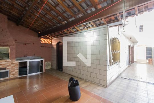 Área Externa de casa à venda com 3 quartos, 300m² em Jardim Testae, Guarulhos