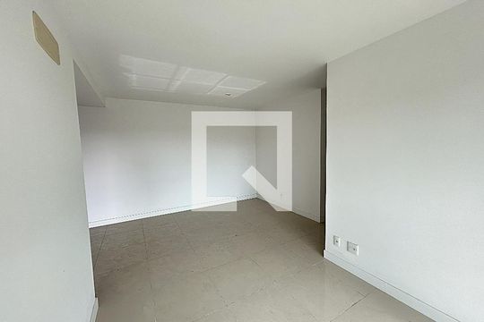 Sala de apartamento para alugar com 3 quartos, 72m² em Campinho, Rio de Janeiro