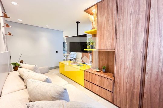 Sala de apartamento à venda com 2 quartos, 84m² em Santo Amaro, São Paulo
