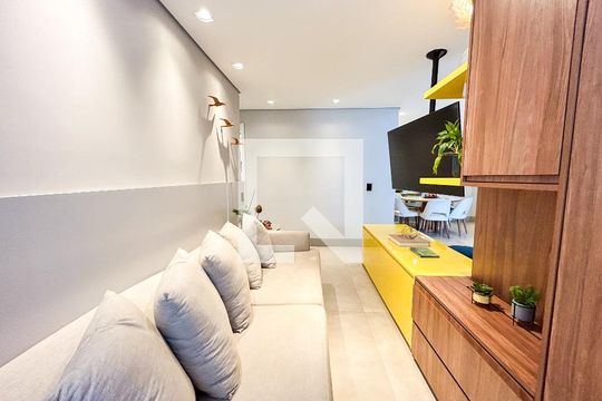 Sala de apartamento à venda com 2 quartos, 84m² em Santo Amaro, São Paulo