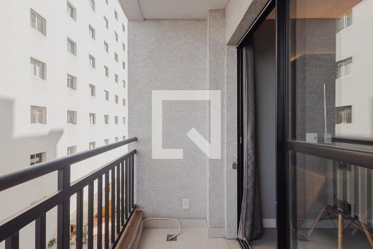 Varanda de kitnet/studio à venda com 1 quarto, 27m² em Pinheiros, São Paulo