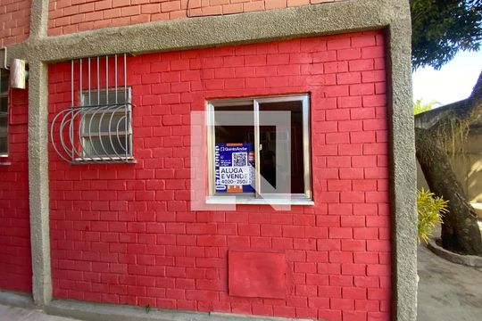 Plaquinha de apartamento para alugar com 2 quartos, 44m² em Taquara, Rio de Janeiro