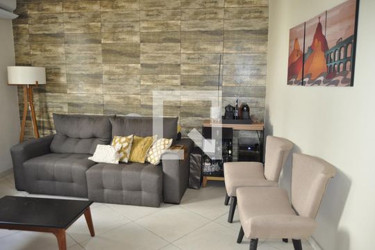 Sala de casa de condomínio à venda com 4 quartos, 110m² em Engenho Novo, Rio de Janeiro