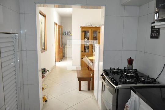 Cozinha de casa de condomínio à venda com 4 quartos, 110m² em Engenho Novo, Rio de Janeiro