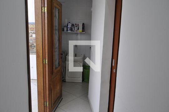 Corredor de casa de condomínio à venda com 4 quartos, 110m² em Engenho Novo, Rio de Janeiro