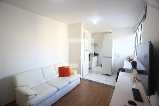 Sala de apartamento à venda com 2 quartos, 45m² em Estoril, Belo Horizonte