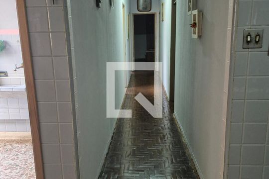 Corredor de kitnet/studio à venda com 6 quartos, 355m² em Jardim Bela Vista, Campinas