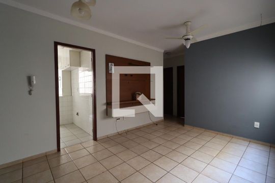Sala de apartamento para alugar com 3 quartos, 73m² em Jardim Palma Travassos, Ribeirão Preto