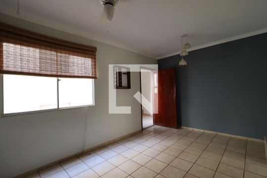 Sala de apartamento para alugar com 3 quartos, 73m² em Jardim Palma Travassos, Ribeirão Preto