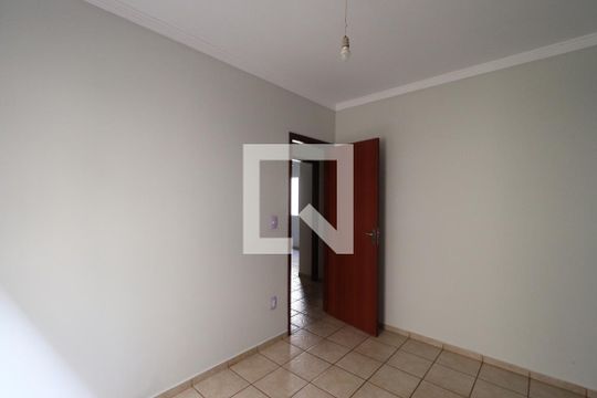 Quarto 2 de apartamento para alugar com 3 quartos, 73m² em Jardim Palma Travassos, Ribeirão Preto