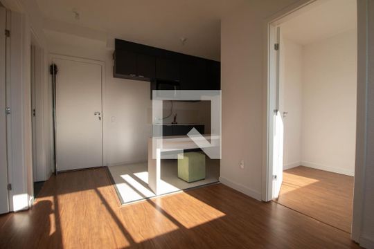Sala de apartamento para alugar com 2 quartos, 34m² em Jardim Promissao, São Paulo