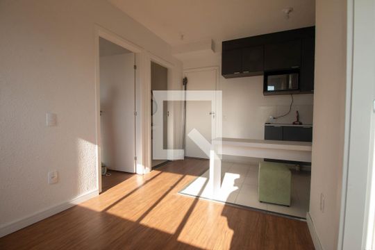 Sala de apartamento para alugar com 2 quartos, 34m² em Jardim Promissao, São Paulo