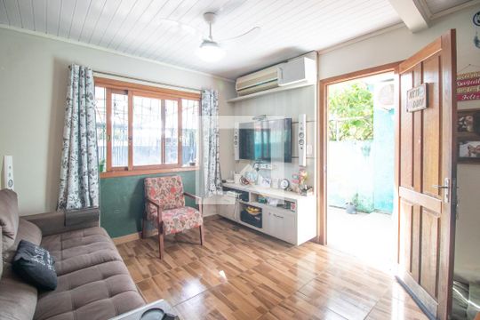 Sala de casa à venda com 3 quartos, 87m² em Hípica, Porto Alegre