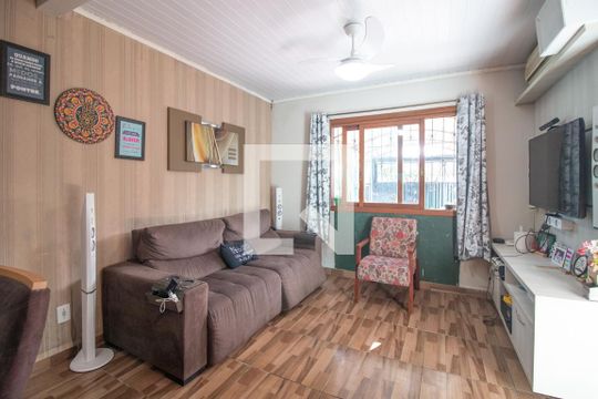 Casa à venda com 3 quartos, 87m² em Hípica, Porto Alegre