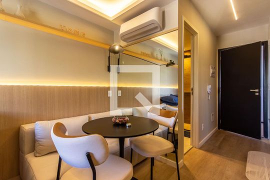 Studio de kitnet/studio para alugar com 1 quarto, 24m² em Vila Cordeiro, São Paulo