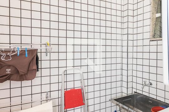 Área de Serviço 1 de casa para alugar com 4 quartos, 400m² em Vista Alegre, Rio de Janeiro
