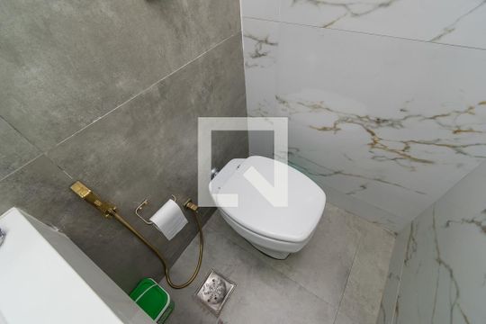 Lavabo de casa para alugar com 4 quartos, 400m² em Vista Alegre, Rio de Janeiro