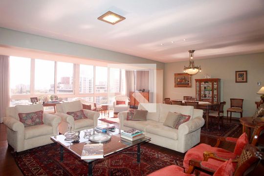 Apartamento à venda com 4 quartos, 568m² em Petrópolis, Porto Alegre