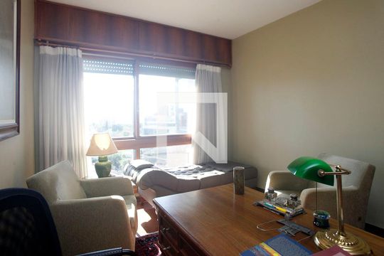 Office de apartamento à venda com 4 quartos, 568m² em Petrópolis, Porto Alegre