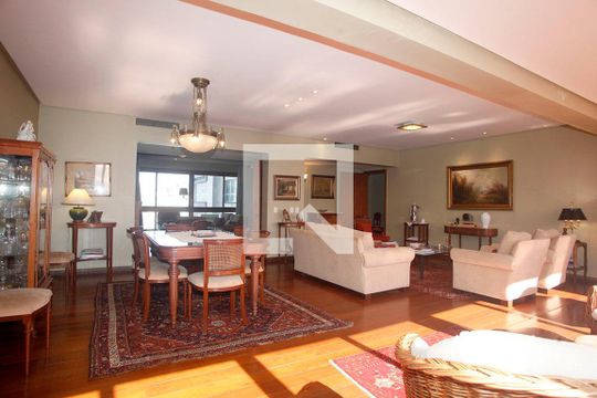 Sala 1 de apartamento à venda com 4 quartos, 568m² em Petrópolis, Porto Alegre