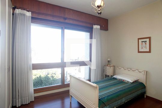 Quarto 2 de apartamento à venda com 4 quartos, 568m² em Petrópolis, Porto Alegre