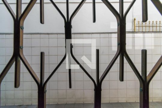 Vista do Quarto 1 de casa para alugar com 4 quartos, 500m² em Jardim América, Rio de Janeiro