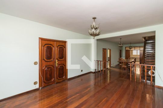 Sala 1 de casa para alugar com 4 quartos, 500m² em Jardim América, Rio de Janeiro