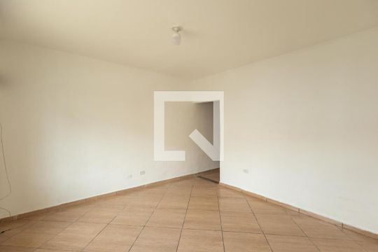 Casa para alugar com 2 quartos, 70m² em Jardim Pedreira, São Paulo