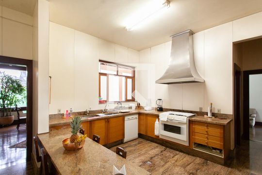 Cozinha de casa à venda com 4 quartos, 896m² em Pampulha, Belo Horizonte