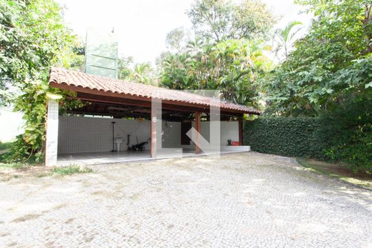 Garagem de casa à venda com 4 quartos, 896m² em Pampulha, Belo Horizonte