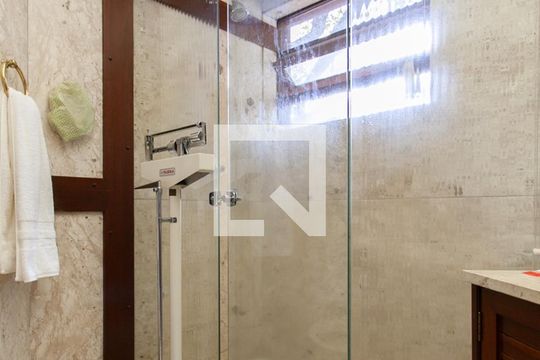 Banheiro da Suíte 1 de casa à venda com 4 quartos, 896m² em Pampulha, Belo Horizonte