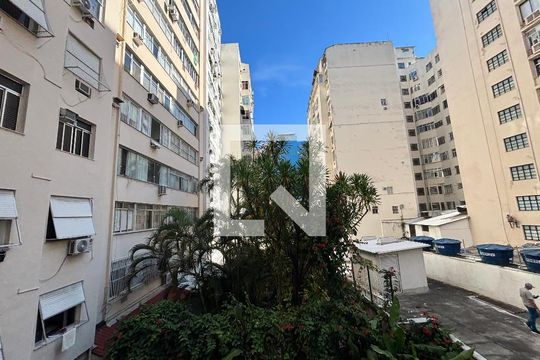 Vista do Quarto 3 de apartamento à venda com 3 quartos, 90m² em Copacabana, Rio de Janeiro