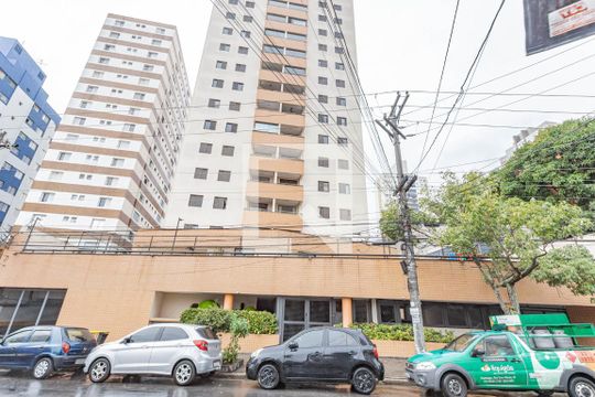 Fachada de apartamento para alugar com 3 quartos, 76m² em Vila Gumercindo, São Paulo