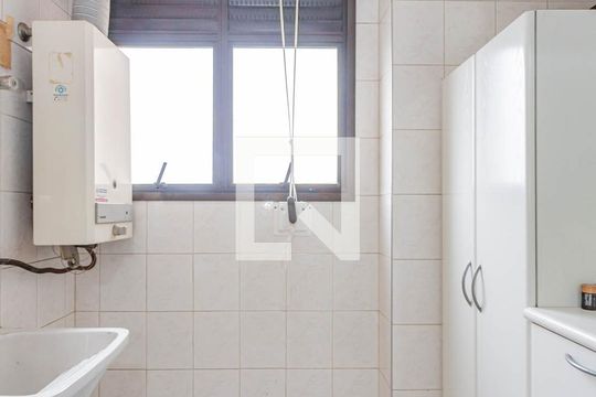Área de Serviço de apartamento para alugar com 3 quartos, 76m² em Vila Gumercindo, São Paulo