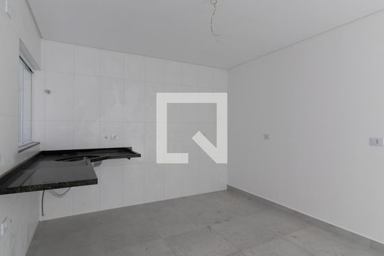 Cozinha de casa de condomínio à venda com 3 quartos, 105m² em Vila Guilhermina, São Paulo