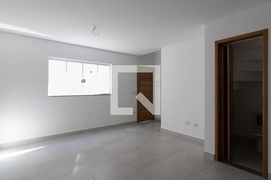 Casa de Condomínio à venda com 3 quartos, 105m² em Vila Guilhermina, São Paulo