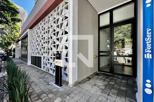 Fachada de kitnet/studio à venda com 1 quarto, 26m² em Jardim das Acacias, São Paulo