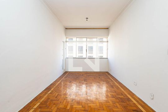Apartamento à venda com 2 quartos, 76m² em Bela Vista, São Paulo