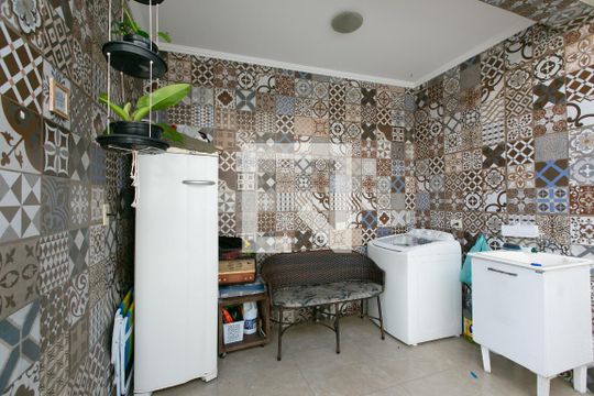 Área de Serviço de casa para alugar com 2 quartos, 250m² em Vila Carolina, São Paulo