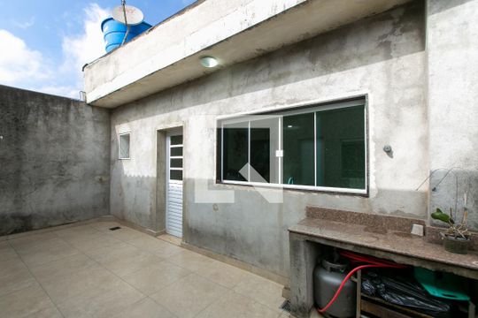 Quintal de casa para alugar com 2 quartos, 250m² em Vila Carolina, São Paulo