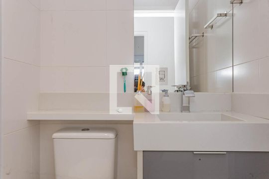 Banheiro Social de apartamento à venda com 2 quartos, 70m² em Sacomã, São Paulo