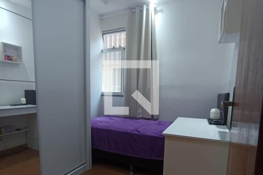 Quarto 2 de casa à venda com 4 quartos, 80m² em Brás de Pina, Rio de Janeiro