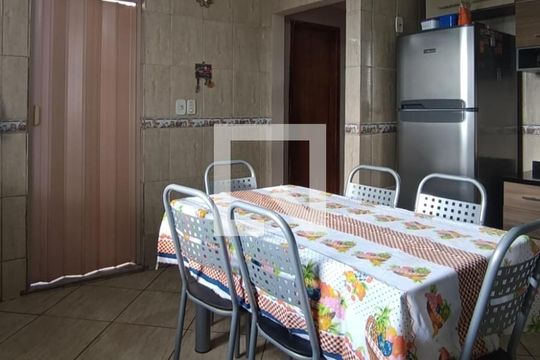Cozinha de casa à venda com 4 quartos, 80m² em Brás de Pina, Rio de Janeiro