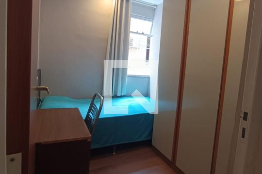 Quarto 3 de casa à venda com 4 quartos, 80m² em Brás de Pina, Rio de Janeiro