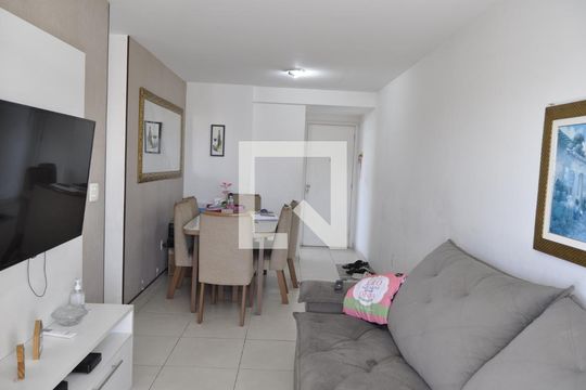 Sala de apartamento à venda com 3 quartos, 70m² em Engenho de Dentro, Rio de Janeiro